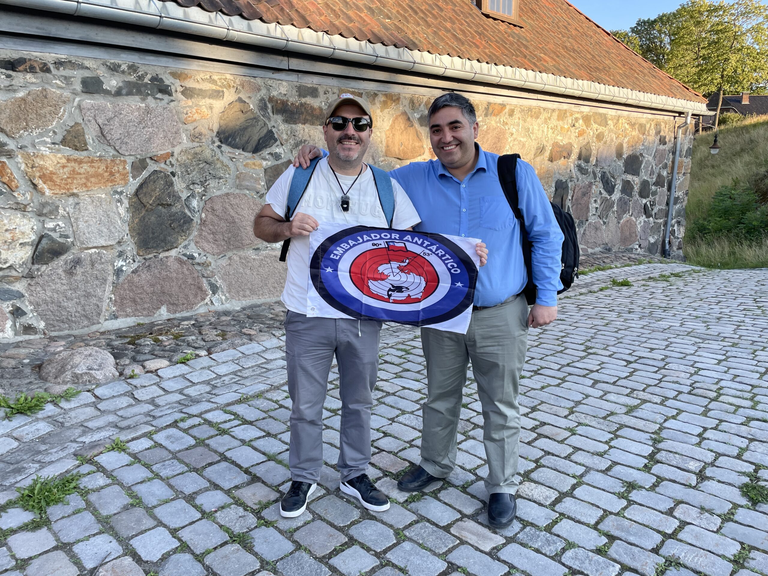 Cuando conocí a YesOslo: el chileno que enamora de Oslo y al que soñamos ver algún día en Magallanes